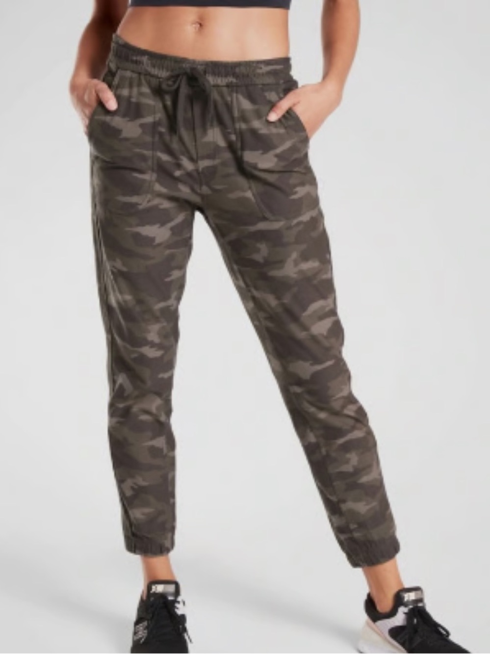 Athleta Camo Farallon Joggers Size 22